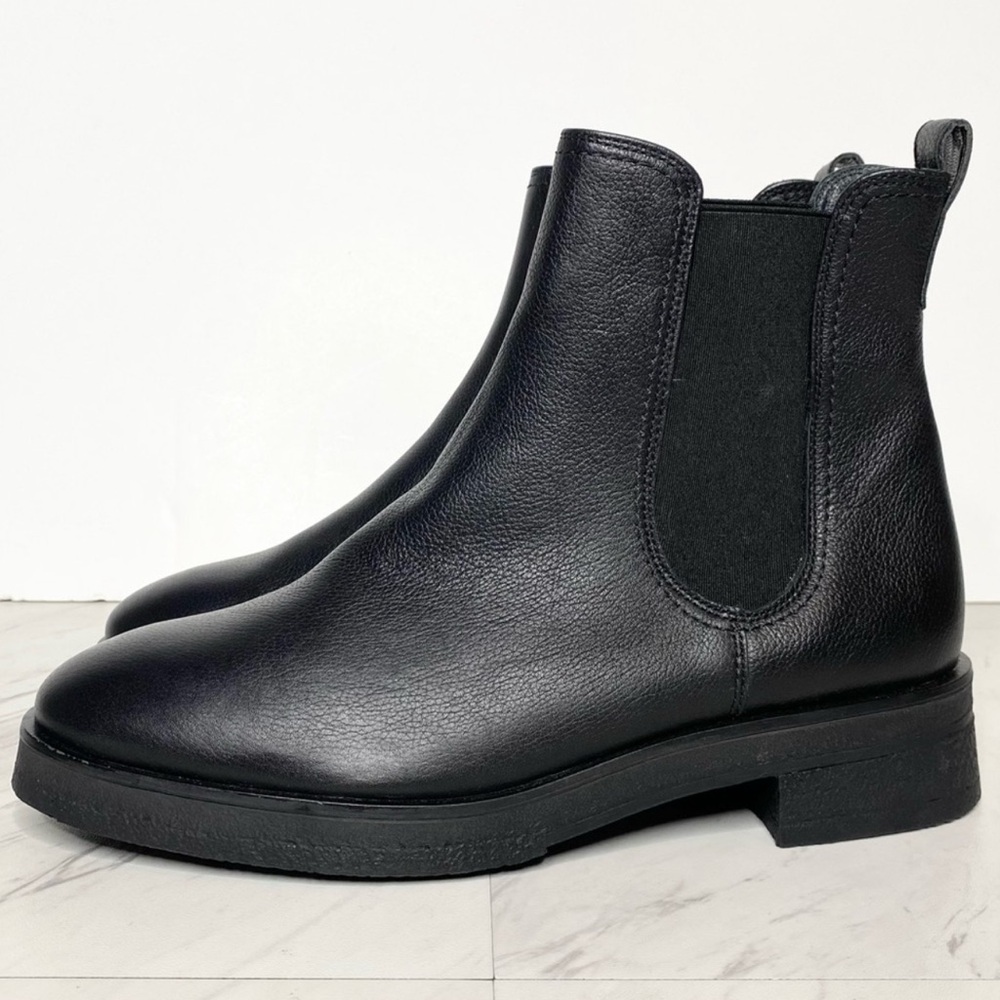 Paul Green Black Leather Chelsea Bootie 5 / 7.5